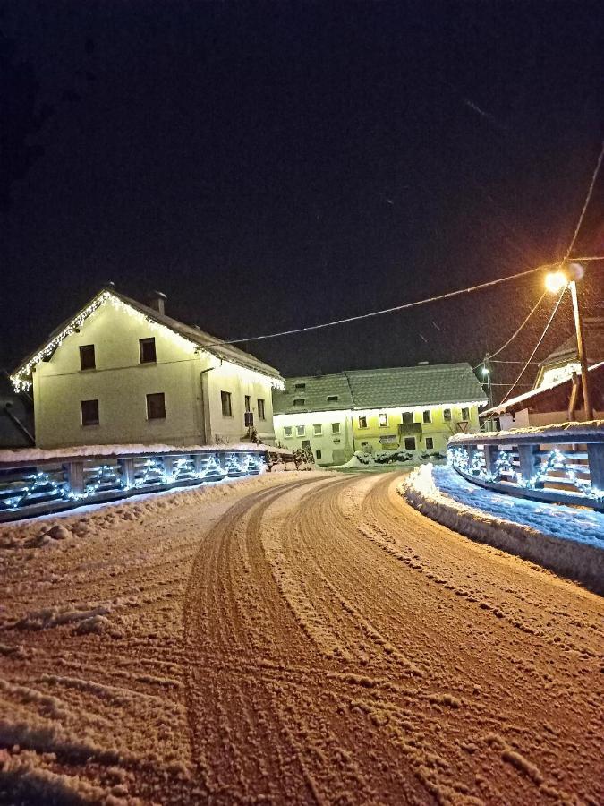 Apartments Mojstrana - Kekec Eksteriør bilde